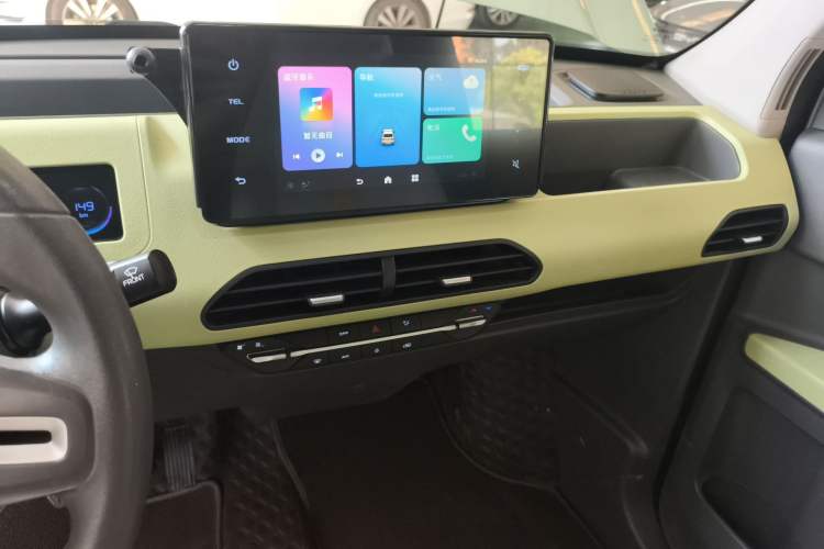 Used Geely Galaxy Panda 2023 Panda Mini 200km Endurance Bear
