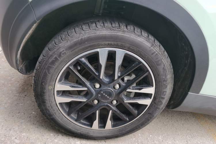 Used Chery New Energy Little Ant 2022 Revised Version Sweet Pink Edition Half-Sugar Version Lithium Iron Phosphate 30.7 kWh 30 kW 301 km