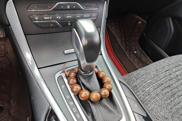 Used Ford Edge 2018 EcoBoost 245 Two-Wheel-Drive Titanium 7-Seater China V Standard
