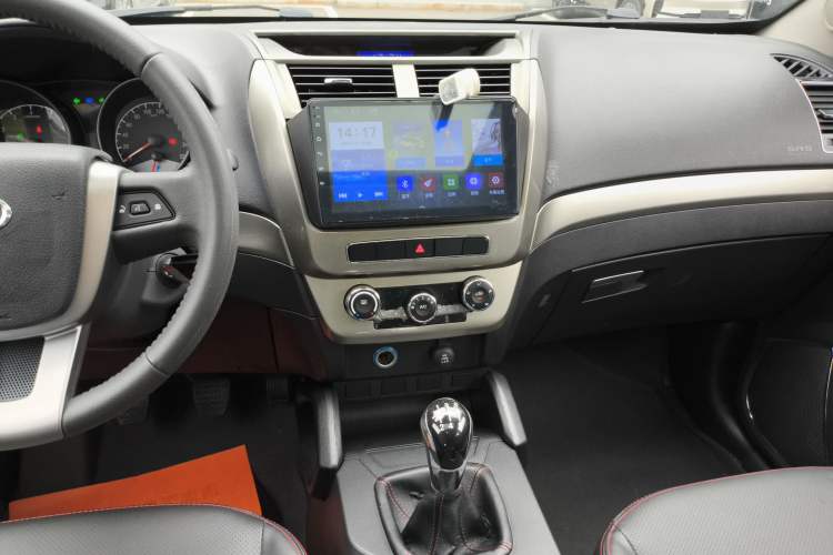 Used Geely Auto GX7 2015 Classic Edition 1.8L Manual Elite Model China IV
