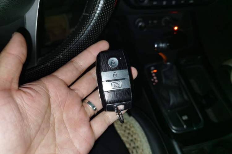 Used Kia K4 2014 1.8L Automatic DLX