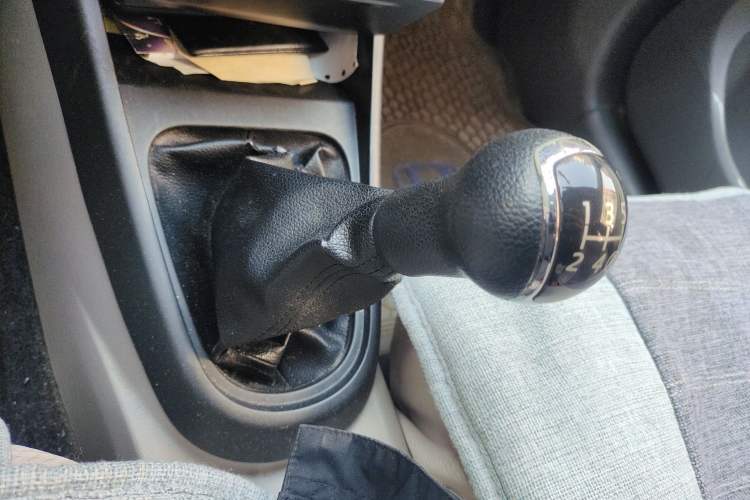 Used FAW Xiali N5 2014 1.0L Manual Standard Edition
