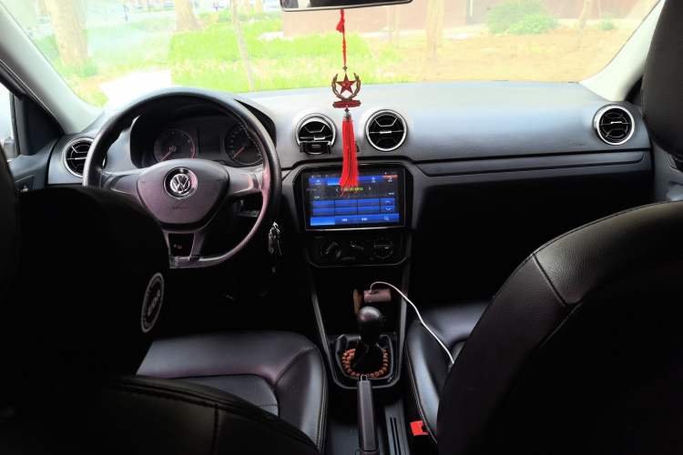 Used Volkswagen Jetta 2017 1.5L Manual Fashion Edition
