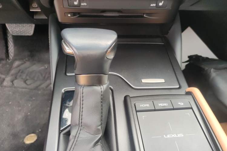 Used Lexus ES 2021 300h Excellence Edition