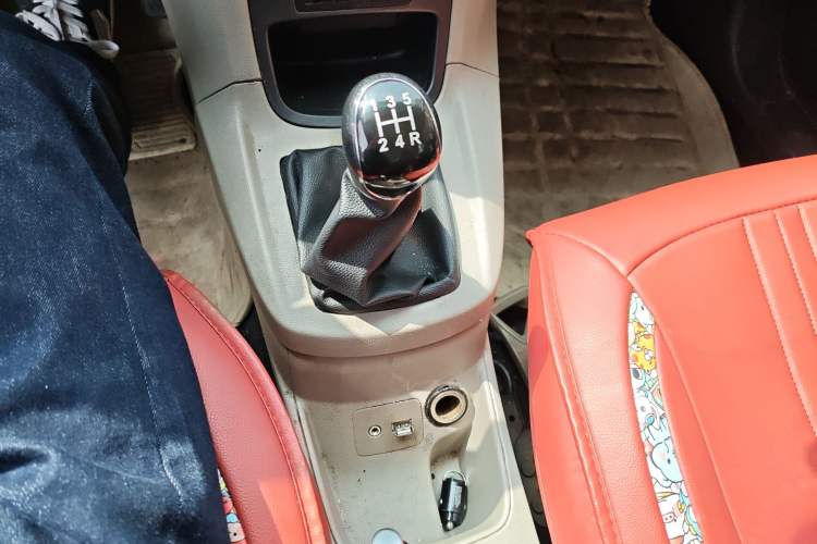 Used Ford Fiesta 2013 Sedan 1.5L Manual Fashion Edition
