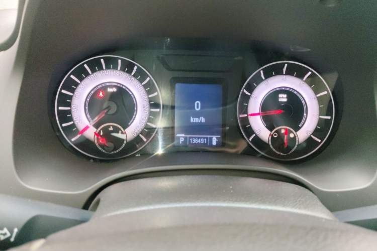 Used Roewe 950 2012 2.0L Comfort Edition Instrument Cluster