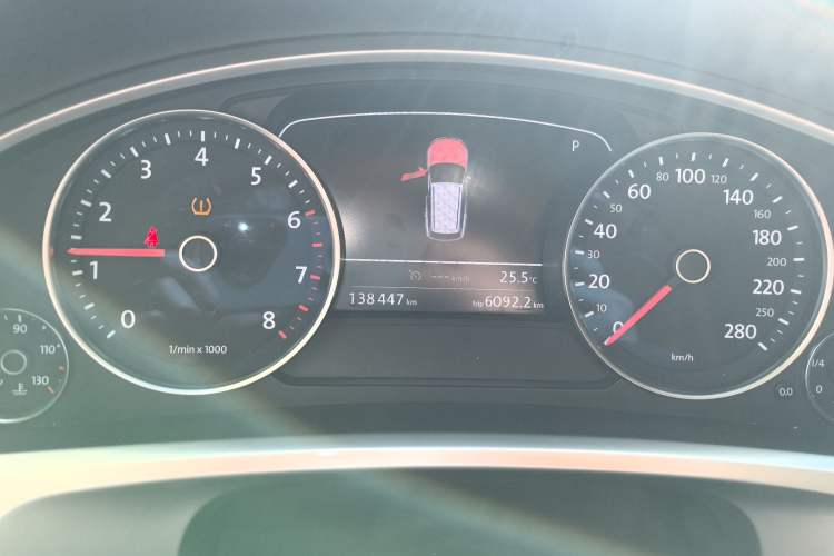 Used Volkswagen Touareg 2015 3.0 TSI Audacious Limited Edition Instrument Cluster