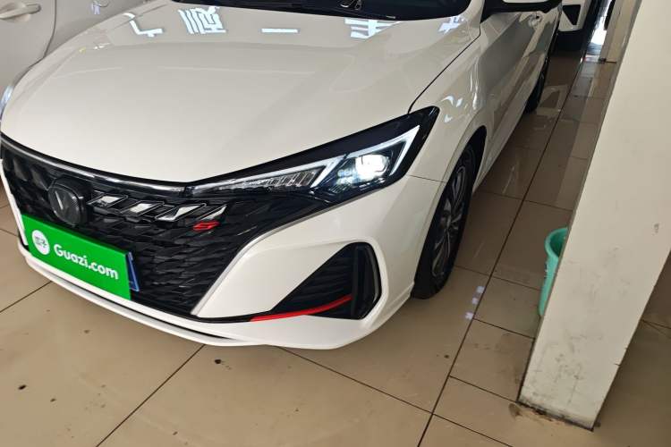 Used CHANGAN Eado 2025 PLUS 1.4T Dual-Clutch High-Energy Version
