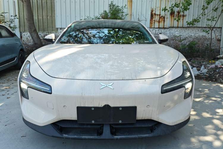 Used XPeng MONA M03 2024 620 with Ultra-Long Range Front