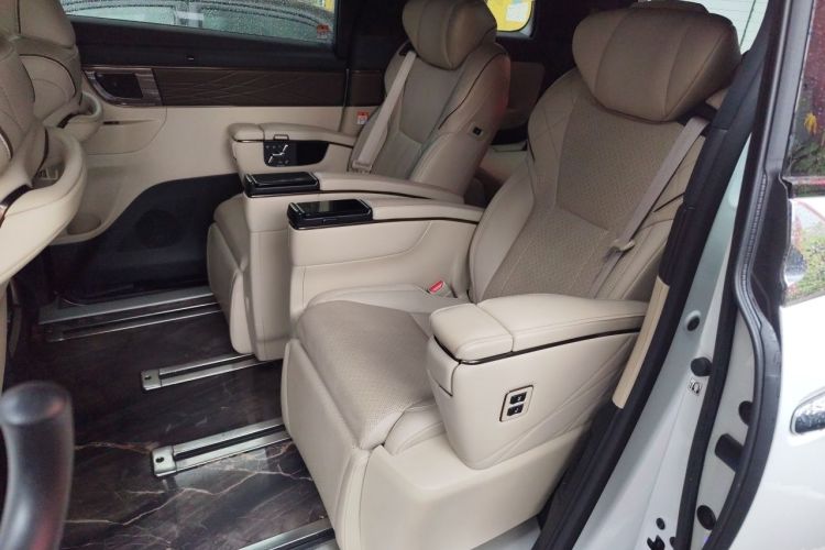 Used Toyota Alphard 2024 Dual-Engine 2.5L Prestige Edition
