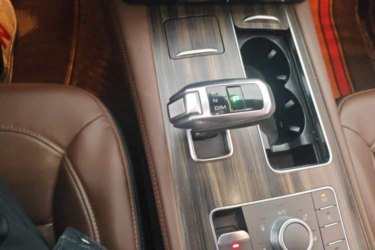 Used Haval H9 2017 2.0T Gasoline 4x4 Luxury 7-Seater
