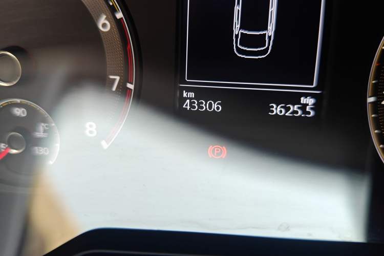 Used Volkswagen Bora 2021 280TSI DSG Elite Smart Connectivity Version Odometer Close Up