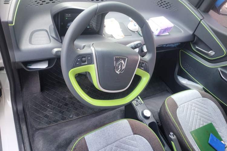 Used Baojun E100 2018 Intelligent Drive Edition Center Console