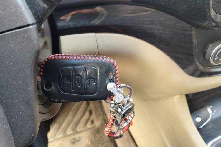 Used Baojun 730 2014 1.5L manual luxury trim 7 seats