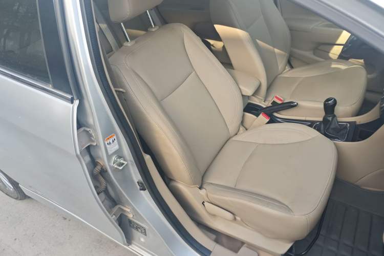 Used Suzuki Alivio 2015 1.6L Manual Enjoyment Model
