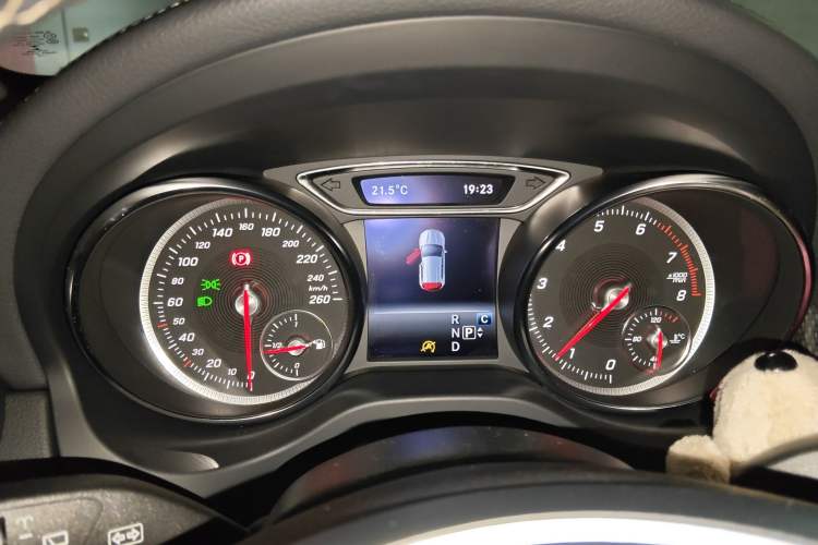 Used Mercedes-Benz GLA 2018 GLA 200 Fashion Model Instrument Cluster