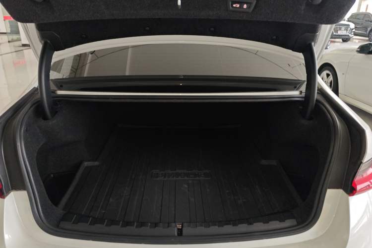 Used BMW i3 2022 eDrive 35 L