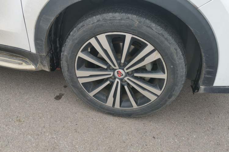 Used Roewe RX5 2020 20T Automatic 4G Connected Million Edition Right Front Wheel Hub