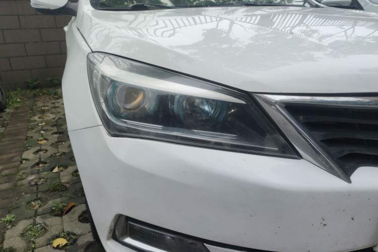 Used CHANGAN Alsvin V7 2015 1.6L Manual Fun Model China IV Standard
