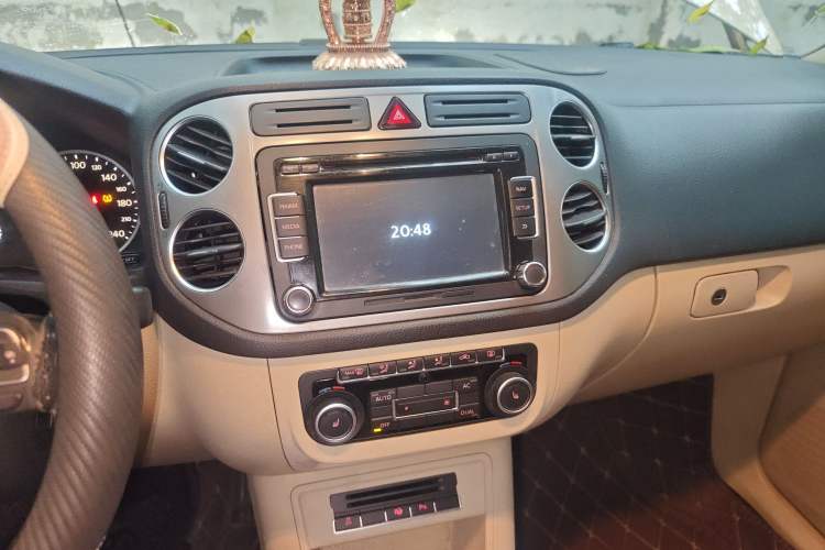 Used Volkswagen Tiguan 2012 2.0 TSI Automatic All-Wheel Drive Flagship Edition
