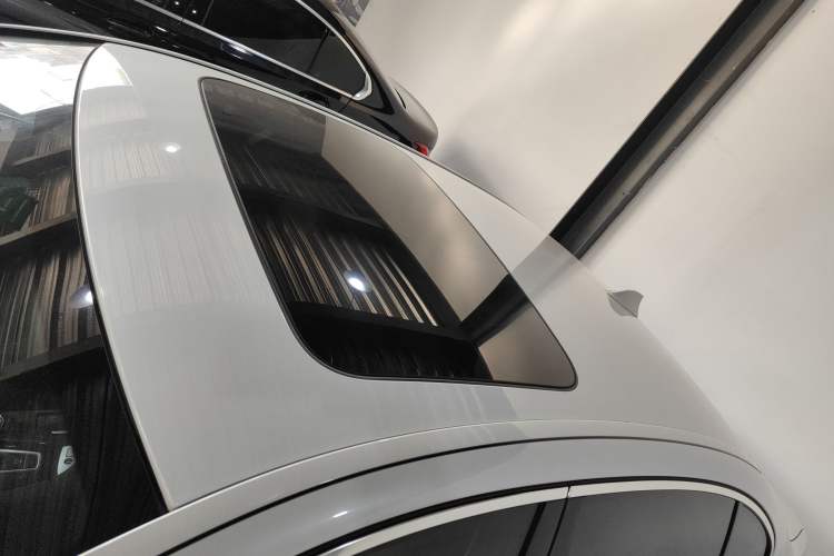 Used BMW 5 Series 2014 525Li Leading Model