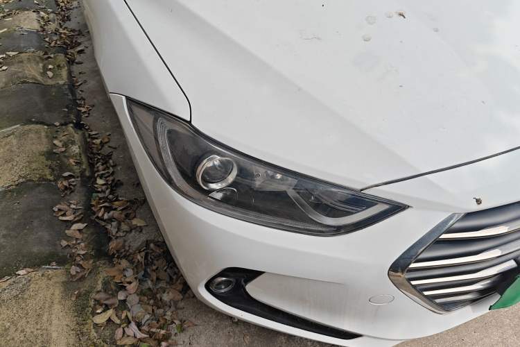 Used Hyundai Elantra (6th Generation / Lingdong) 2016 1.6L Automatic ZhiXuan – Elite Version Right Front Headlight