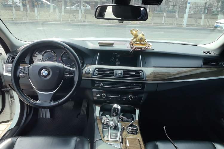 Used BMW 5 Series 2014 525Li Fashion Design Package