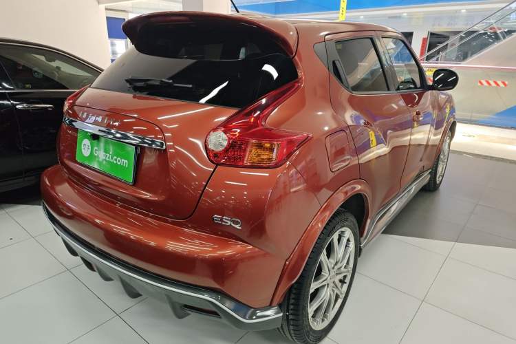 Used Infiniti ESQ 2014 1.6L Spontaneous Edition
