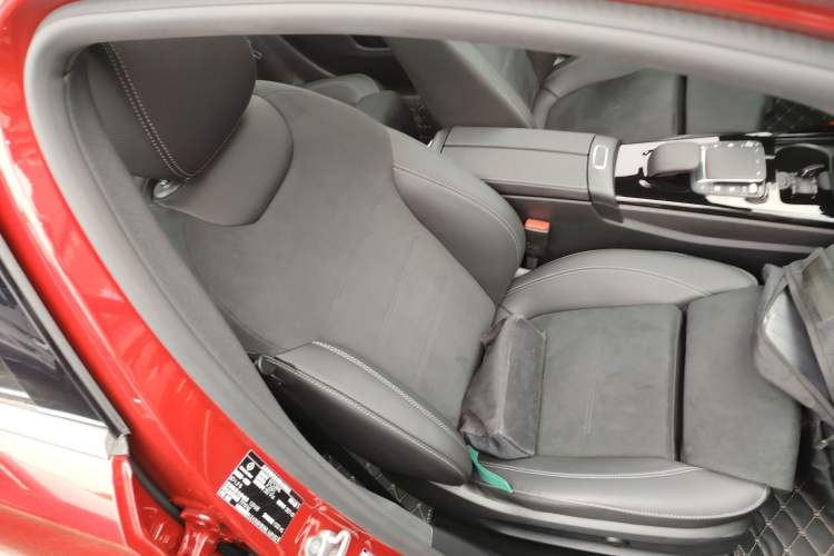 Used Mercedes-Benz A-Class 2021 A 200 L Sport Sedan Fashion Model
