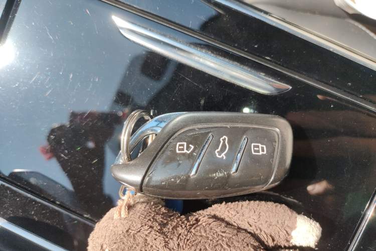 Used Roewe RX5 MAX 2019 400TGI Automatic 4G Connect Luxury Edition
