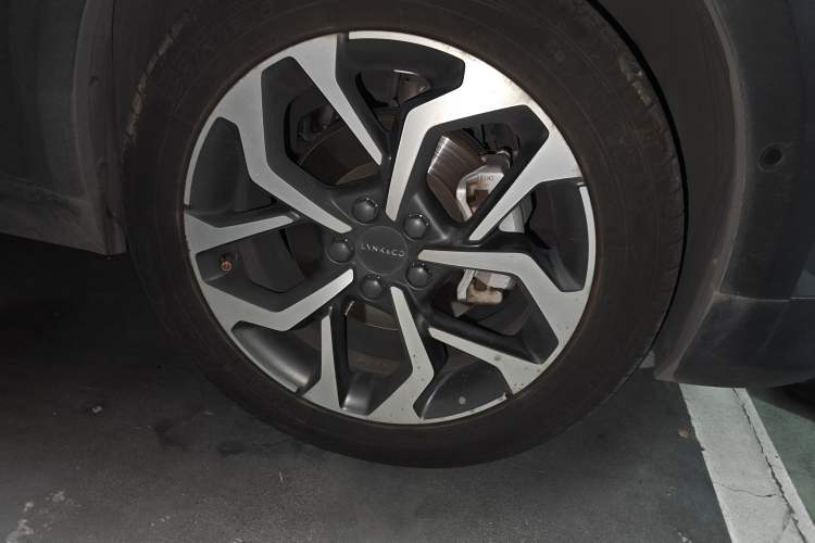 Used Lynk & Co 02 2019 1.5T DCT Two-Wheel Drive Pro Edition China VI Standard
