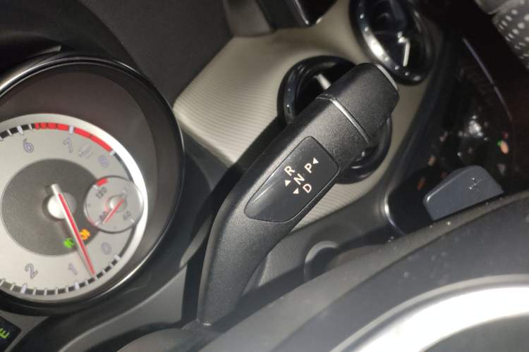 Used Mercedes-Benz GLA 2015 GLA 200 Fashion Model