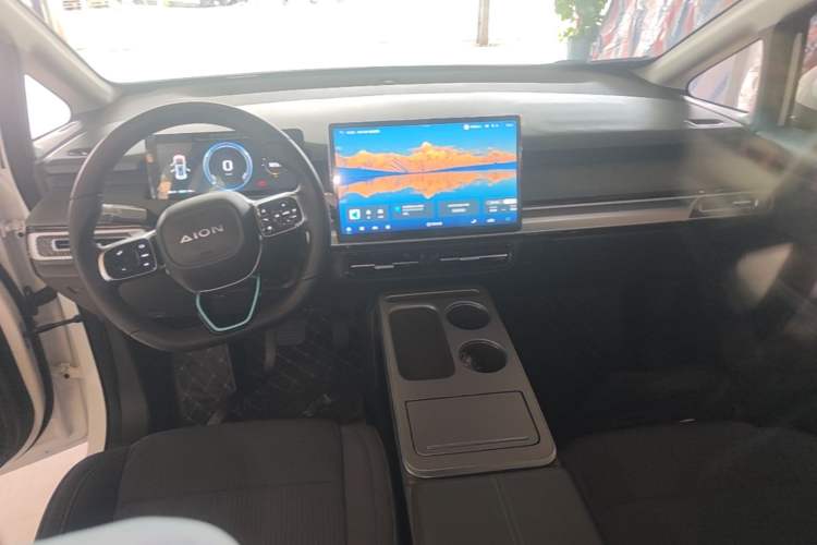 Used AION Y 2023 Plus 510 Enjoy Edition
