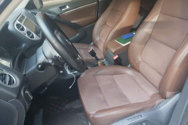 Used Volkswagen Tiguan 2015 2.0 TSI Automatic All-Wheel Drive Flagship Edition
