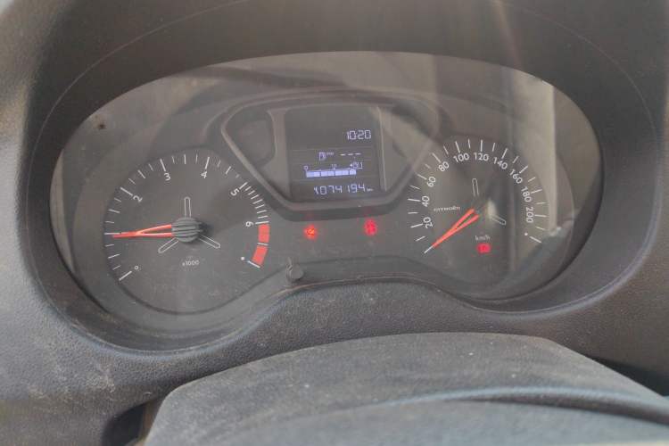 Used Citroen Elysee 2017 1.6L Manual Fashion Model Odometer Close Up