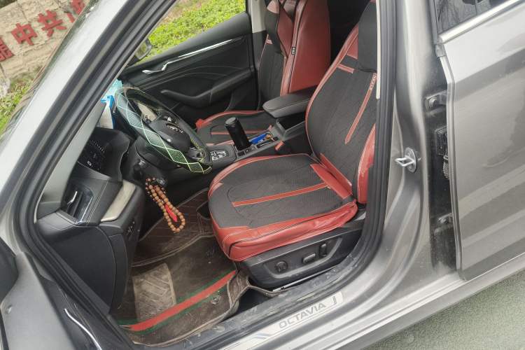 Used Skoda Octavia 2022 PRO TSI280 Luxury Edition Left Front Seat