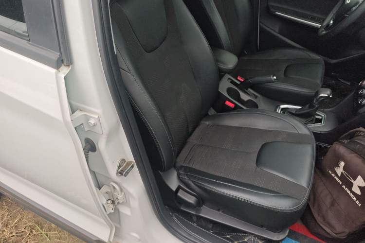 Used Chery Tiggo 3X 2020 Quality Edition 1.5L CVT Luxury Version Right Front Seat