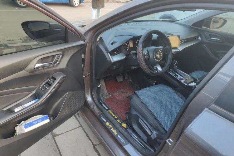 Used MG 5 2021 180 DVVT CVT Youthful Style Edition
