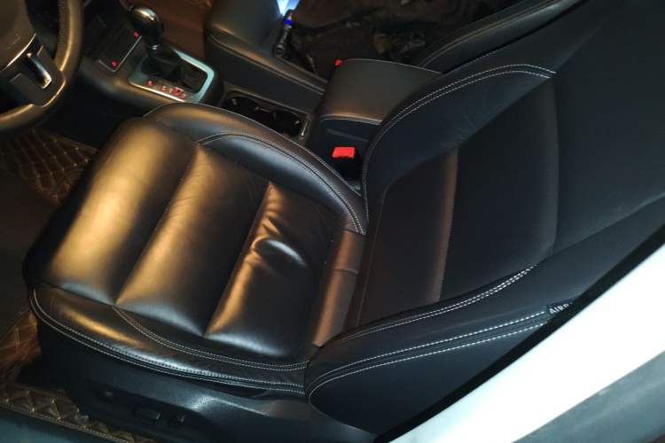 Used Volkswagen Tiguan 2016 300TSI Automatic Two-Wheel Drive Comfort Edition Left Front Seat