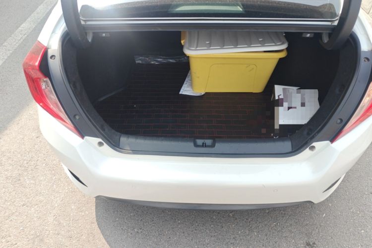 Used Honda Civic 2016 220TURBO CVT Luxury Edition
