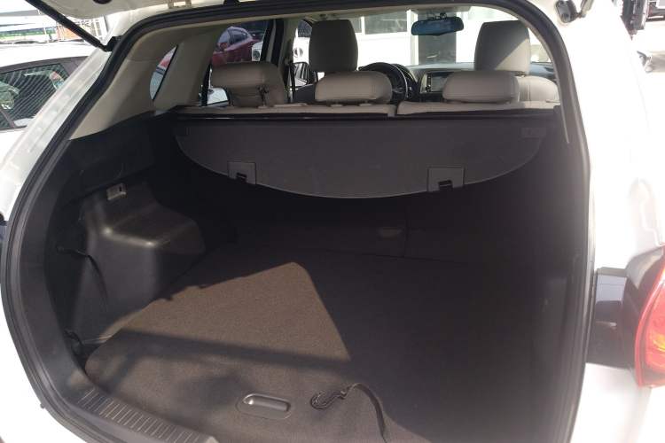 Used Mazda CX-5 2013 2.0L Manual Two-Wheel Drive Comfort Version