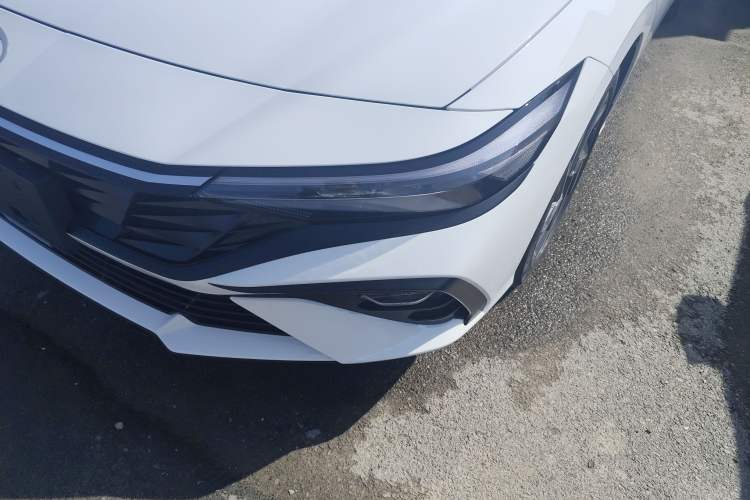 Used Hyundai Elantra 2023 1.5L CVT GLX Elite Edition Left Front Headlight