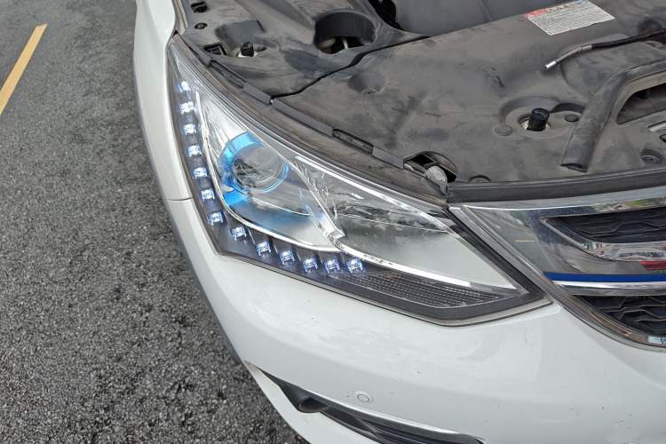 Used BYD Song New Energy 2017 Song DM 1.5TID All-Wheel Drive Luxury Model