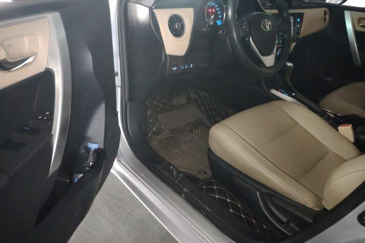 Used Toyota Levin 2017 Revised 185T CVT Elite Edition China V Standard
