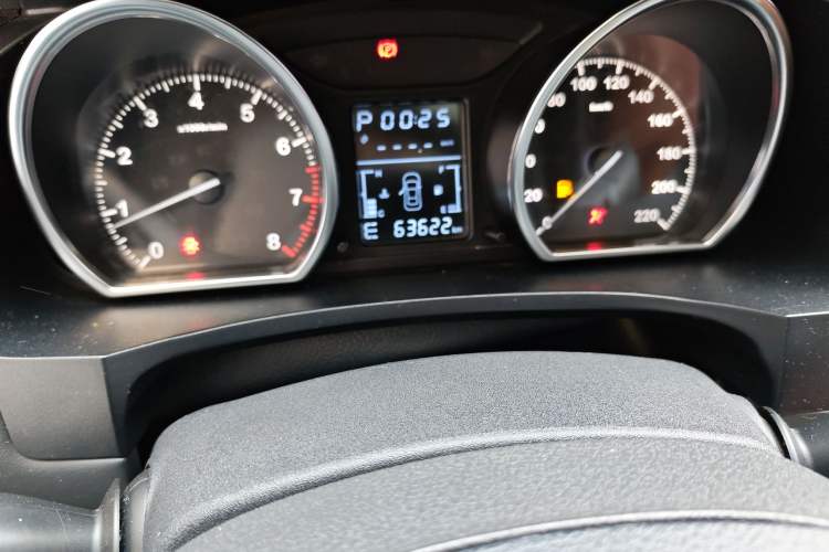 Used Zotye T600 2014 2.0T DCT Luxury Version
