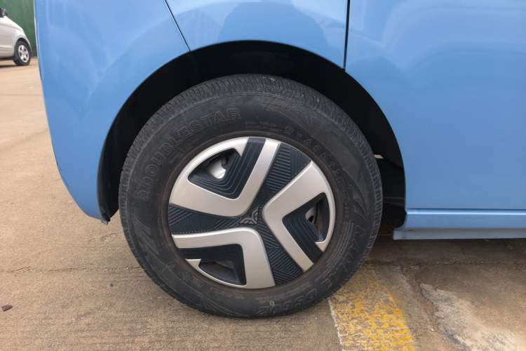 Used REACH MINI Truck 2023 140km Long Wheelbase Van Ambition Version