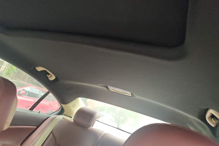 Used Buick Regal 2011 2.4L SIDI Elite Edition Headliner