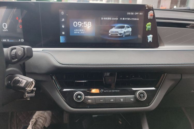 Used Ford Escort 2021 1.5L Automatic Gold Edition Audio And AC Panel