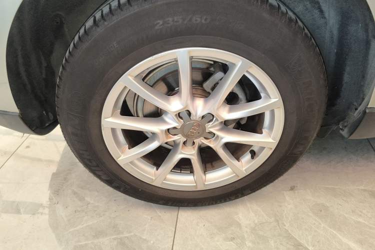 Used Audi Q5 2016 40 TFSI Trendy Edition Exterior 5