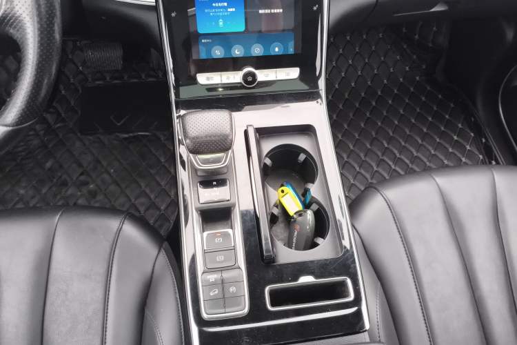 Used Roewe RX5 MAX 2019 400TGI Automatic Smart Cabin Luxury Edition
